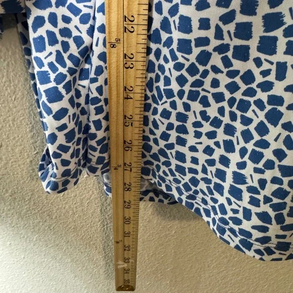 Susan Graver Blue White Abstract Mosaic Button Down Tunic Top Plus Size 3X - Picture 4 of 6